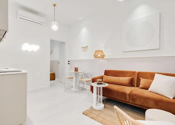 New And Design Flat In The Hearth Of Milan